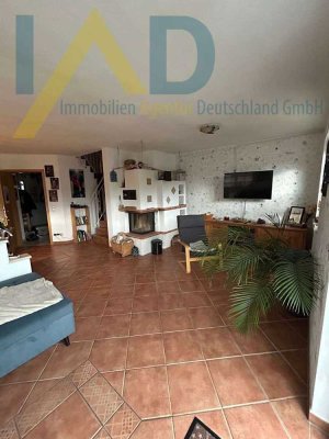 Provisionsfrei! Ruhig gelegene Doppelhaushälfte nahe Freilassing  zu verkaufen