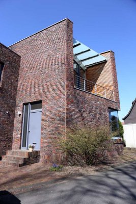 Aussergewöhnliche voll möblierte 2-Zimmer Wohnung mit Balkon in Dortmund-Benninghofen