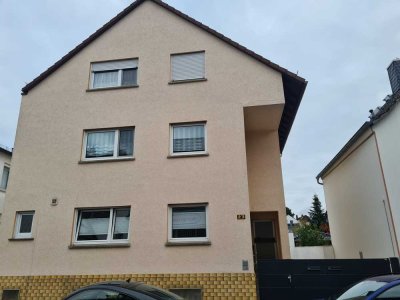 Charmantes 1-2-Familienhaus mit liebevoll angelegtem Garten