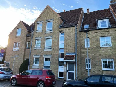 Gesucht und gefunden! Gepflegte Dachgeschoss Wohnung frei!