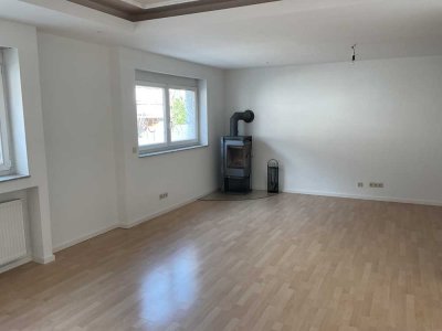 3 Zimmer Wohnung mit Garage in Hessigheim