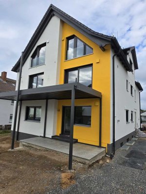 Kernsanierte 3,5 Zimmer Wohnung mit Terrasse in Haibach, Erstbezug