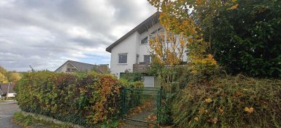 Charmante 3-Zimmer-EG-Wohnung mit Garten und Garage in Altdorf