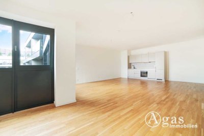 Geräumige 3 Zimmer Wohnung mit ca. 116m², 2 Bädern, EBK und Fußbodenheizung in Berlin-Mitte!