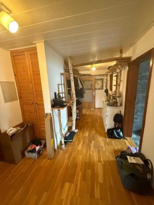 Unkomplizierte Mieter gesucht! 136m²/1300€