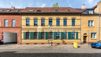 Renditestarkes MFH: 4 WE, 288 m², sonnig & gepflegt, mit Balkonen und Innenhof-Stellplätzen