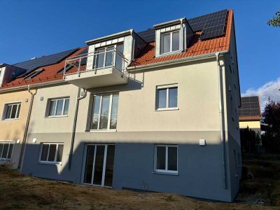 Exklusive 5-Zimmer-Maisonette Wohnung mit Garten & hochwertiger Ausstattung: Erstbezug, KfW-40