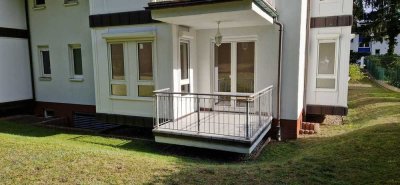 Provisionsfrei! Charmante 2-Zimmer-EG-Wohnung in Top Grün-Lage Hermsdorf direkt am Wald!