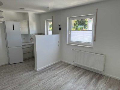 Exklusive, vollständig renovierte 2-Zimmer-Maisonette-Wohnung mit geh. Innenausstattung in Andernach