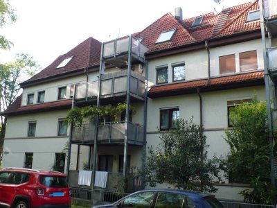 Gepflegte 3 ZKB mit Balkon