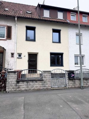 Freundliches 7-Zimmer-Reihenhaus in Neustadt an der Weinstraße – Ideal für Familien