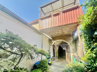 Stadthaus mit Charme – Wohnen, Vermieten, Ausbauen & Steuervorteil nutzen