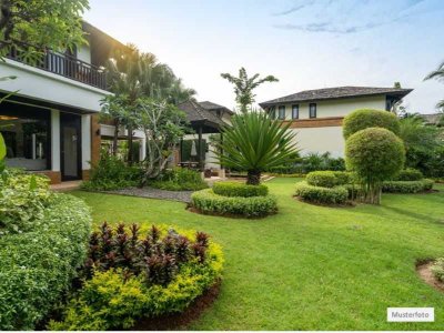 Provi frei Einfamilienhaus mit Garage in 94060 Pocking -