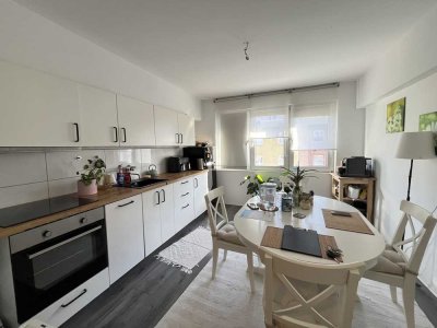 *SANIERTE 2 ZI WOHNUNG* - TOP ANBINDUNG IN HBF NÄHE