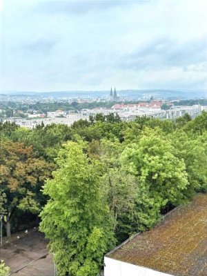 Hoch hinaus - 3 Zimmer mit tollem Blick über die Stadt