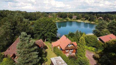 Erfüllen Sie sich den Traum vom eigenen Ferienhaus - idyllisch und direkt am See!
