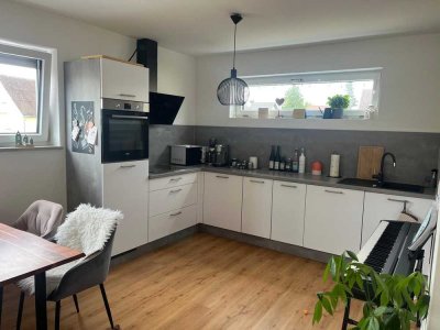 Neubauwohnung in Schwandorf: Wohnung mit zwei Zimmern und Balkon