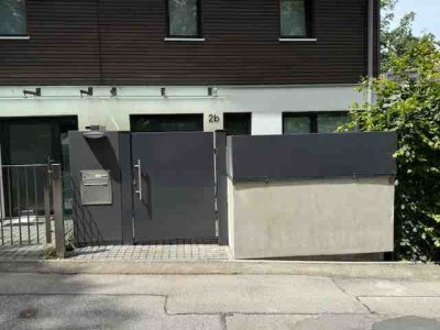 Gepflegtes DHH mit moderner Einbauküche und 2 tollen Bädern und Garage in Starnberg