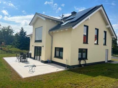 Freistehendes Einfamilienhaus mit Garten in Lich-Muschenheim