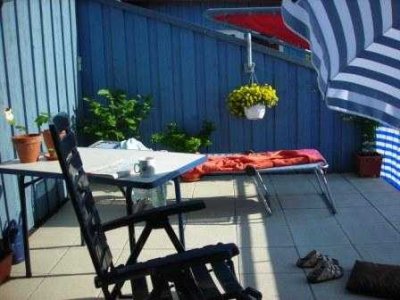 Super schöne DG Wohnung mit Dachterasse, Taunusblick,  TG Duschbad , 2,5 Zimmer