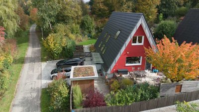 Modernes Spitzdachhaus am See – lichtdurchflutet, naturnah und voller Wohnkomfort