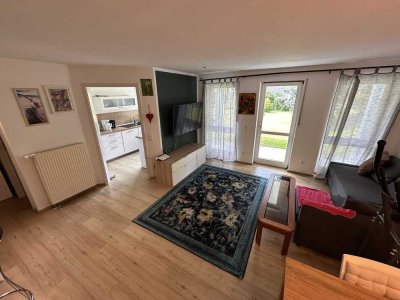 Seltene Gelegenheit: 2-Zimmer Erdgeschosswohnung mit Stil, sonniger Terrasse & 2 Parkplätzen!