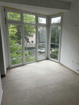 Helle 3-Zimmer-Altbauwohnung mit offener Wohnküche – zentral in Durlach, bezugsfrei ab 01.06.