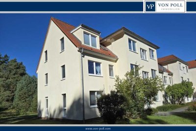Provisionsfrei - Lichtdurchflutete Dachgeschosswohnung mit Blick in die Natur und ca. 250 m zum See