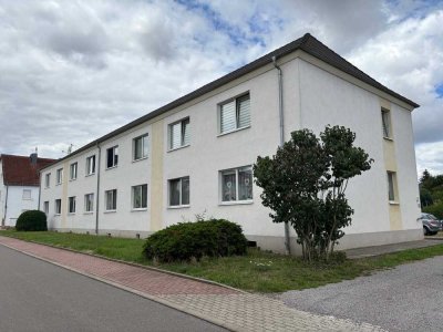 Gepflegtes Mehrfamilienhaus in ruhiger und grüner Wohnlage !!