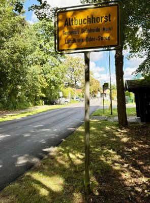 Investieren mit Zukunft: Vermietete Maisonette in Grünheide – Mieterhöhungspotenzial inklusive