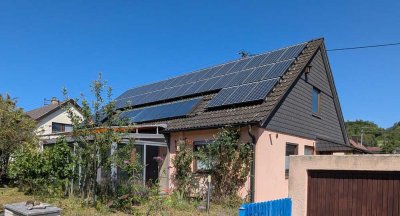 Freistehendes Einfamilienhaus mit 6 Zimmern und Wintergarten in Münklingen