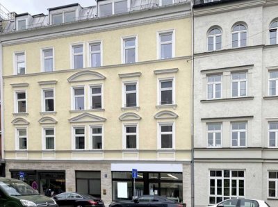 Bestlage Münchner Innenstadt Lehel : 3 - Zimmer Altbauwohnung Nähe Maximilianstraße