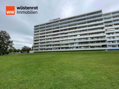 Karlsfeld, gepflegte Familienwohnung mit ca. 79 m² Wohnfläche, große Loggia, Wohnküche, Lift, Keller