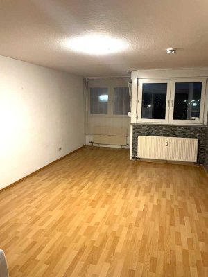 leerstehende 1-Zimmer-Wohnung / Provisionsfrei