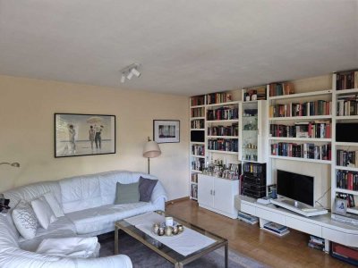 Lichtdurchflutete 4-Zimmer Wohnung mit Taunusblick