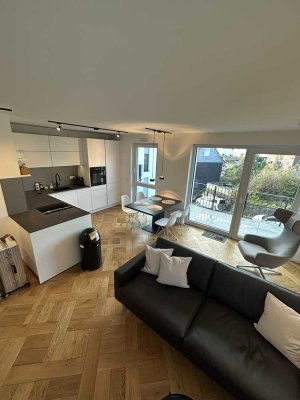 Helle, hochwertig möblierte 2,5-Zimmer-Wohnung mit Balkon, Aufzug und Tiefgaragenstellplatz in Ennep