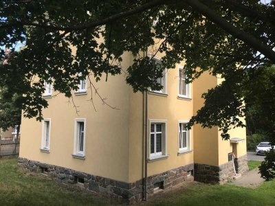 Werdau-West, 3-Zi.-Whg,  mit  Wanne UND Dusche