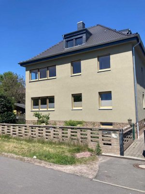 Erstbezug nach Komplettsanierung 3 Zimmer- WE mit sep. Apartment (Büro/ Gäste) u. großem Garten