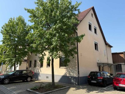Wohn- und Geschäftshaus mit vielen Möglichkeiten in Ortslage von Plochingen zu verkaufen!