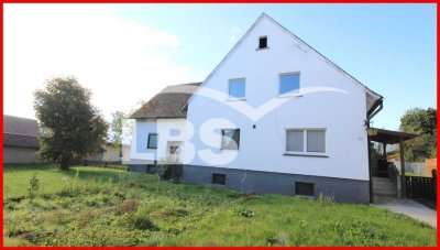 Zweifamilienhaus - grosser Garten mit vielen Optionen in Dombühl