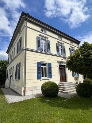 UNIKAT- stilvoll/besonders große  4 - Zimmer Wohnung in Scheer/zentral  - gute Lage