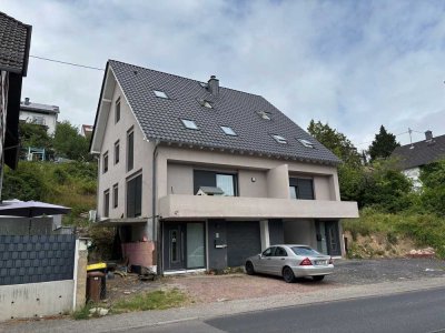 Neubau-Doppelhaushälfte mit 4 Zimmern