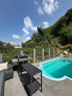 Der Traum vom Eigenheim mit Pool