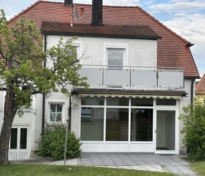 Einfamilienhaus in Roding/Stadtmitte mit schönem Garten
