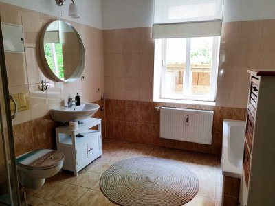 Exklusive 3-Zimmer-Wohnung mit Einbauküche in Rostock KTV