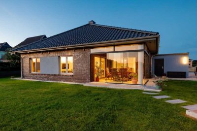 Sonnenhang in Witzhelden – moderner Bungalow mit Weitblick, PV & Wärmepumpe inklusive