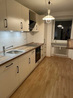 2-Zimmer Wohnung mit EBK und tollen Blick über Landshut!