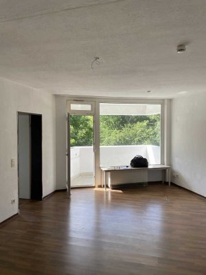 E-Horst | 41m² | helles 1-Zimmerapartement mit Balkon