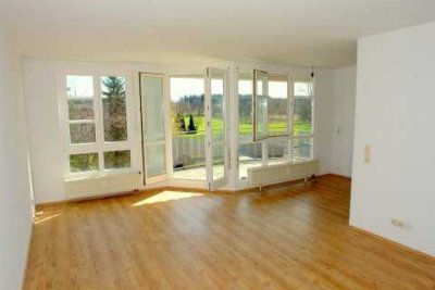 Sonnige, großzügige 2 Zimmer Wohnung in Tettnang/Bürgermoos