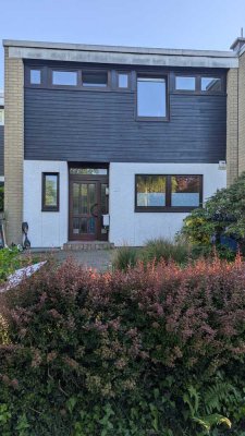 Charmantes Einfamilienhaus, Garten & Garage, ruhige/familienfreundli. Lage, Provisionsfrei, Erbpacht